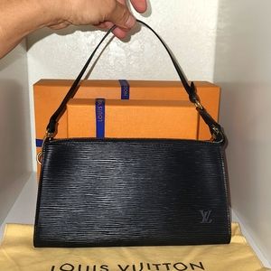 SOLD!!!! Louis Vuitton Epi Pochette